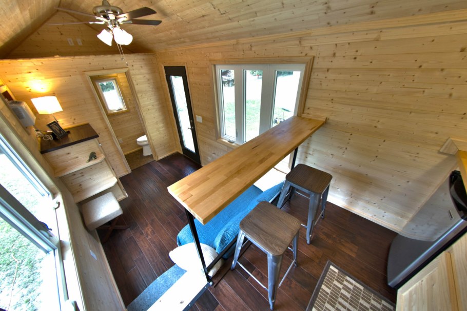 Дачный домик 3*6 внутри