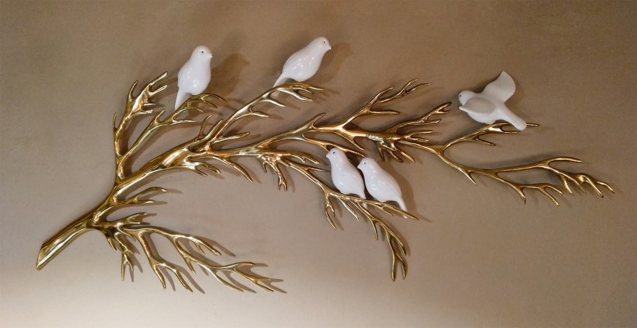 Настенный декор из веток