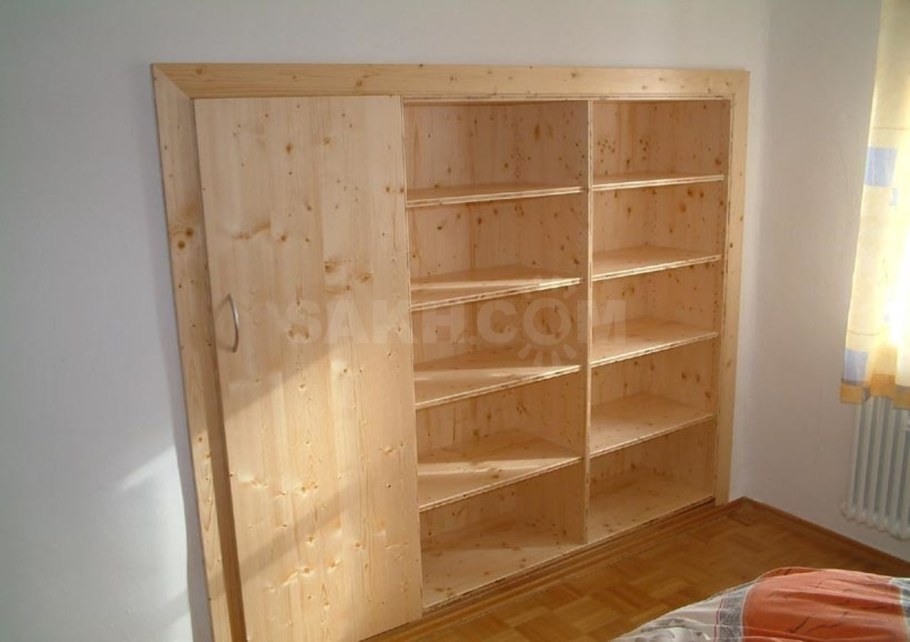 Шкаф купе из мебельного щита