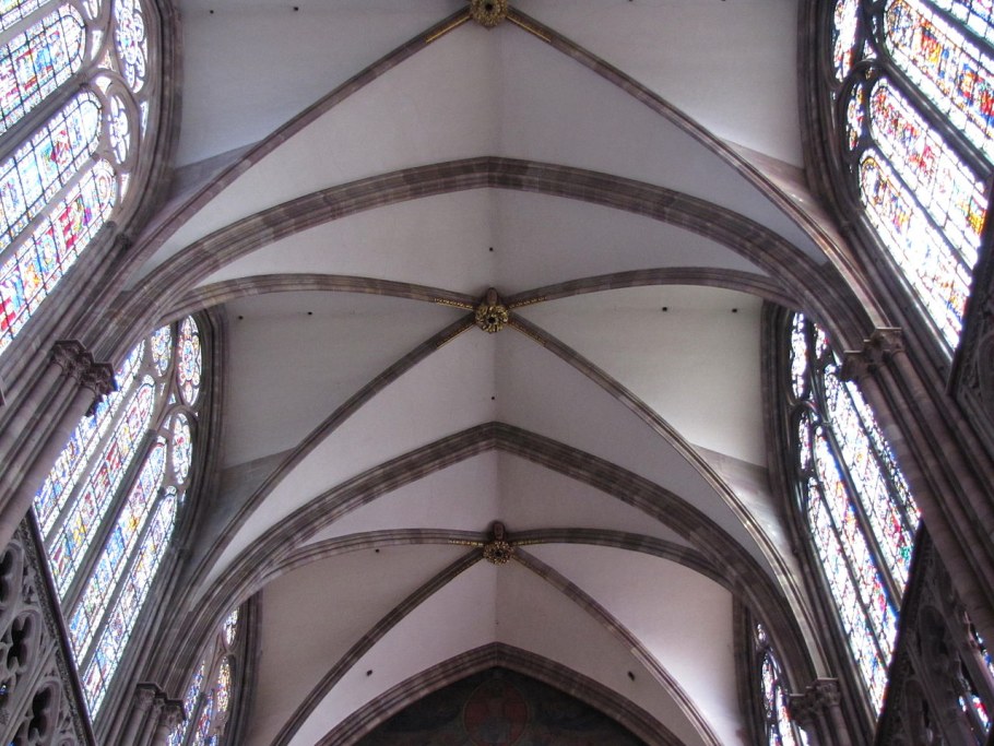 Крестовый свод в романском искусстве