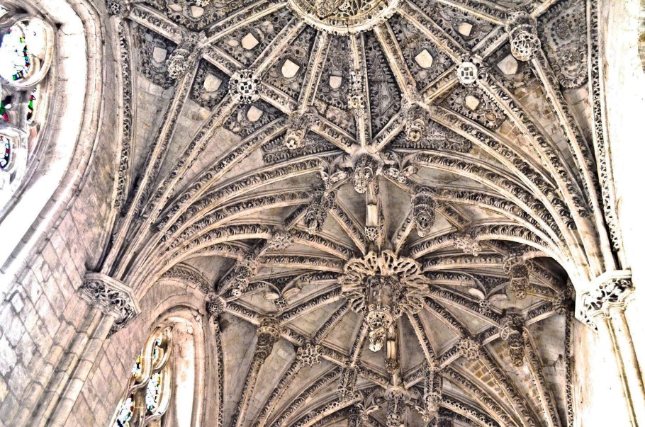 Амьенский собор нервюрный свод