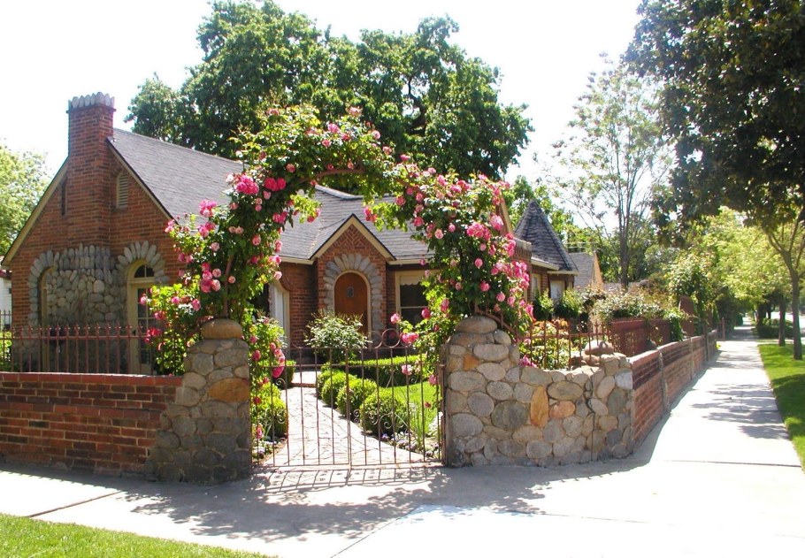 Сказочный домик