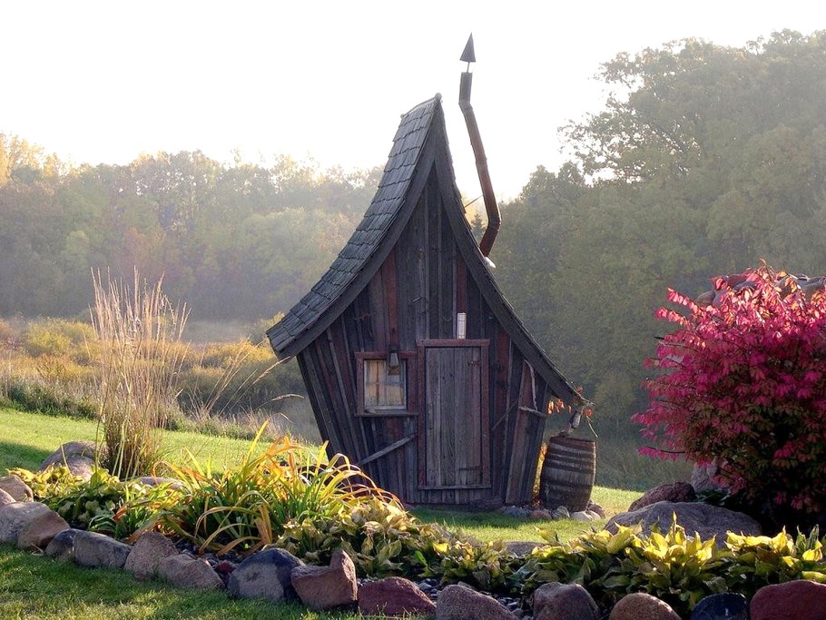 Домик землянка хоббитов