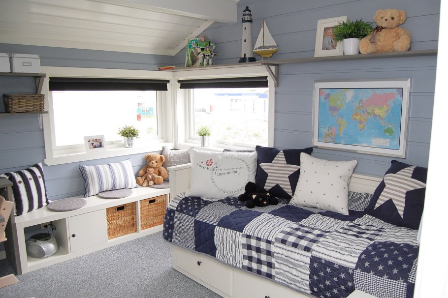 Детская на даче в морском стиле