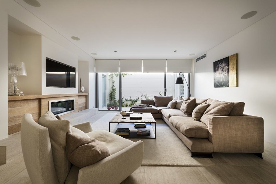 Планировка большой гостиной