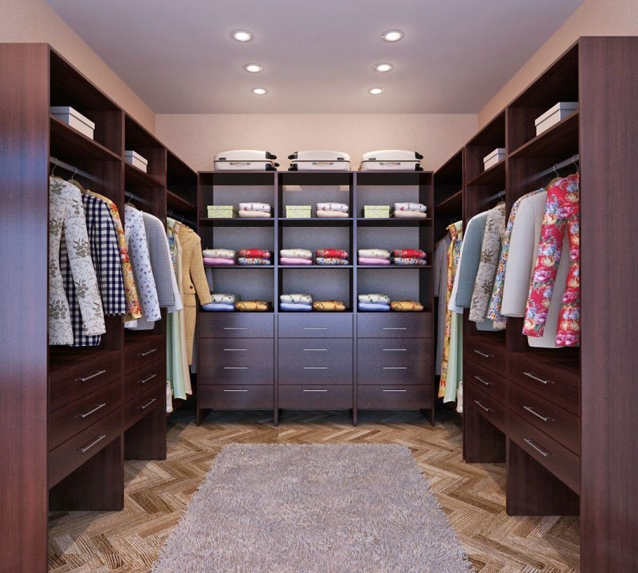 П-образные гардеробные комнаты