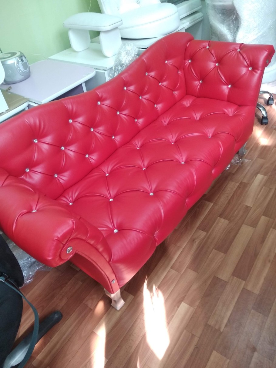 Диванчик в салон красоты