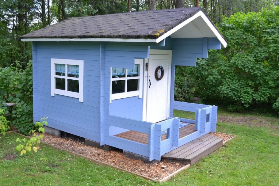 Детский садовый домик