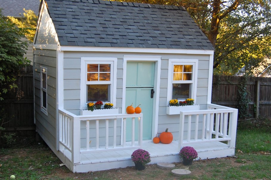 Домик для детей на даче