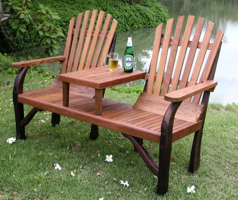 Лавочка со столиком для дачи