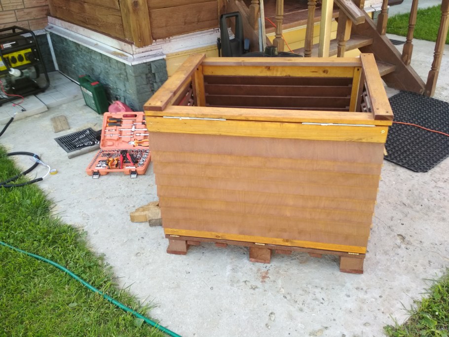 Короб для генератора