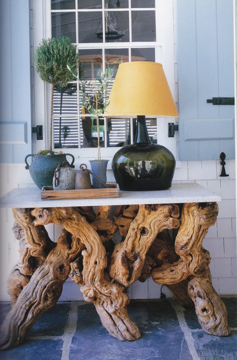 Изделия из коряг