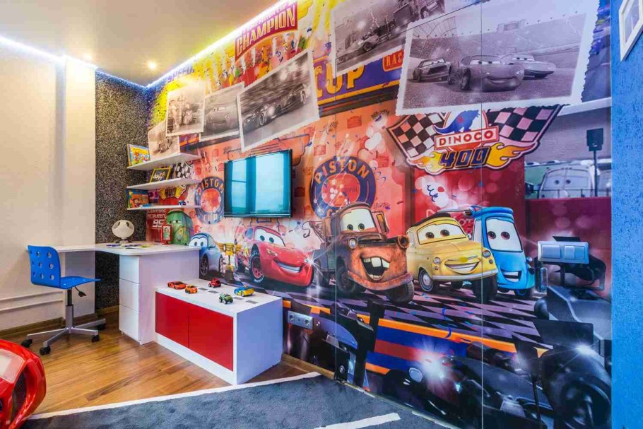 Фотообои Тачки в интерьере детской