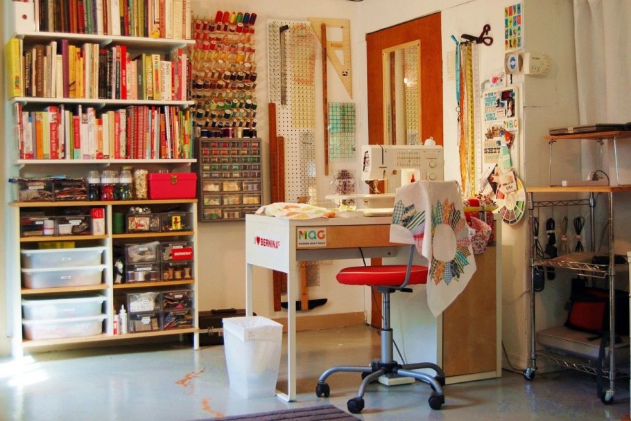 Швейный уголок в квартире