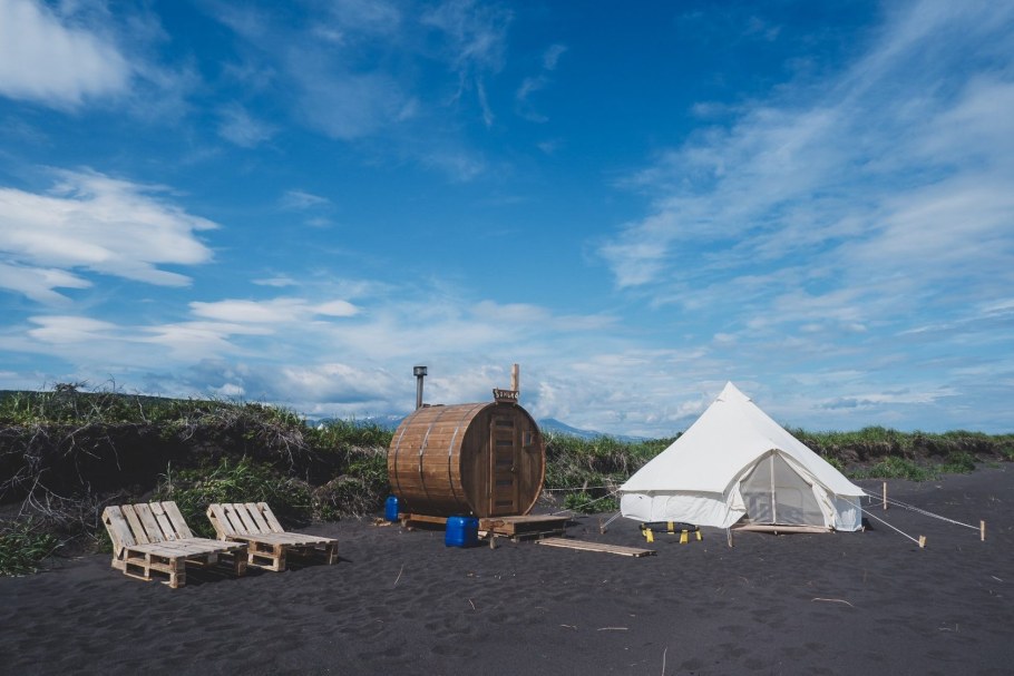 Капсульный отель глэмпинг