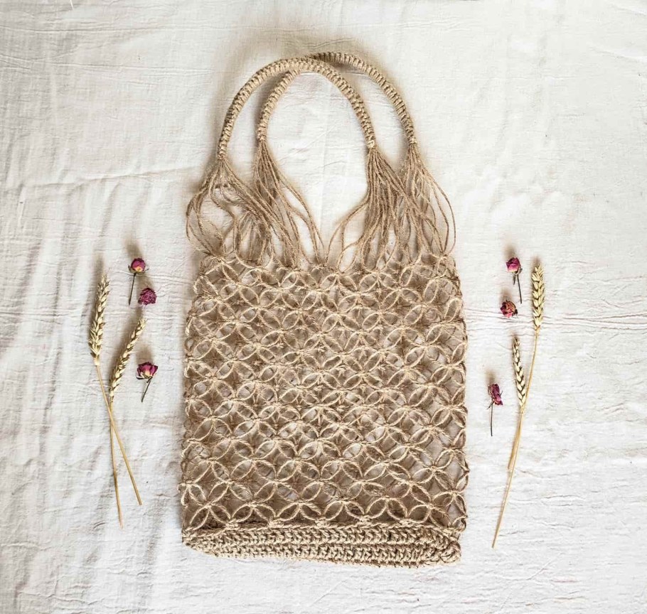 Панно листья макраме