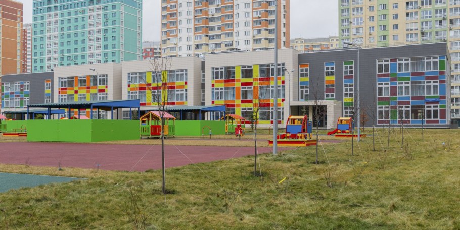 Модульная детская колледж Роуз фабрика Мирлачева