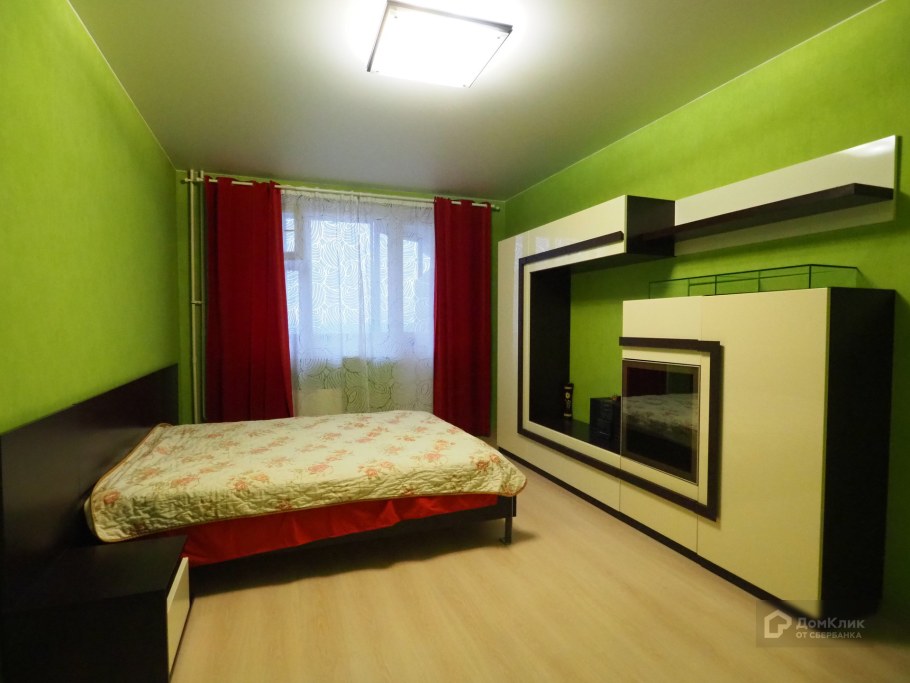 38 Попугаев детская Риган