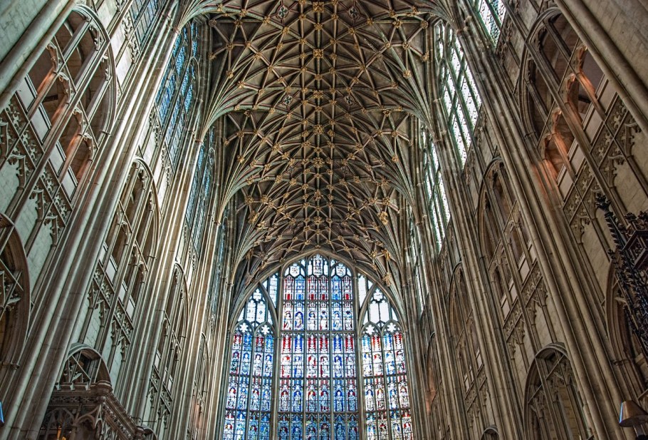 Романская травея