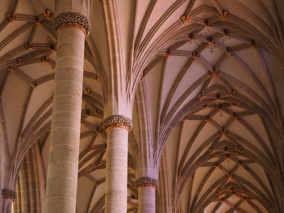 Амьенский собор нервюрный свод