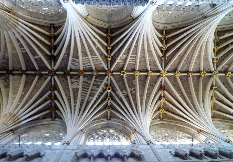 Готический собор нервюрный свод