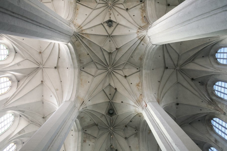 Глостерский собор Неф