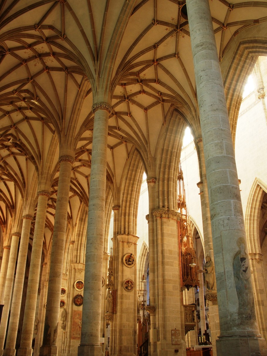 Собор Парижской Богоматери нервюры