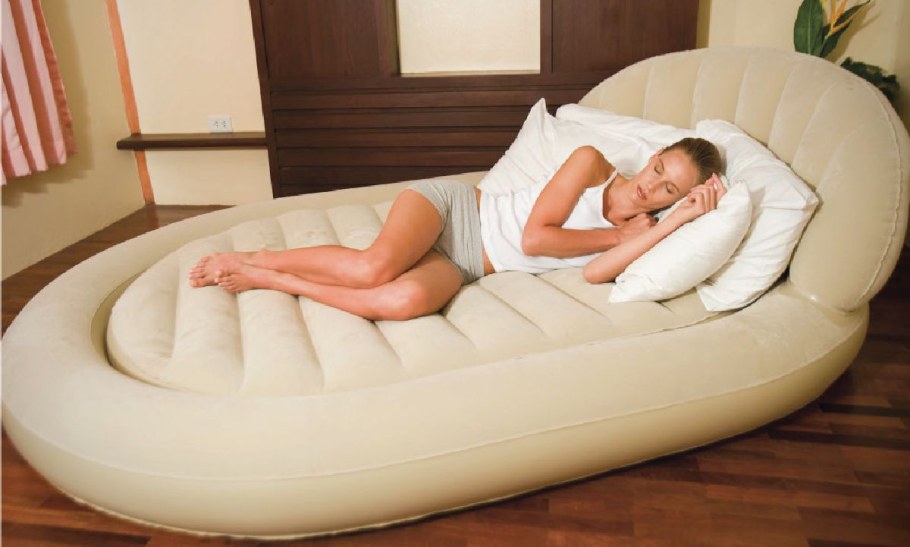 Надувная кровать Bestway Royal Round Air Bed 67397