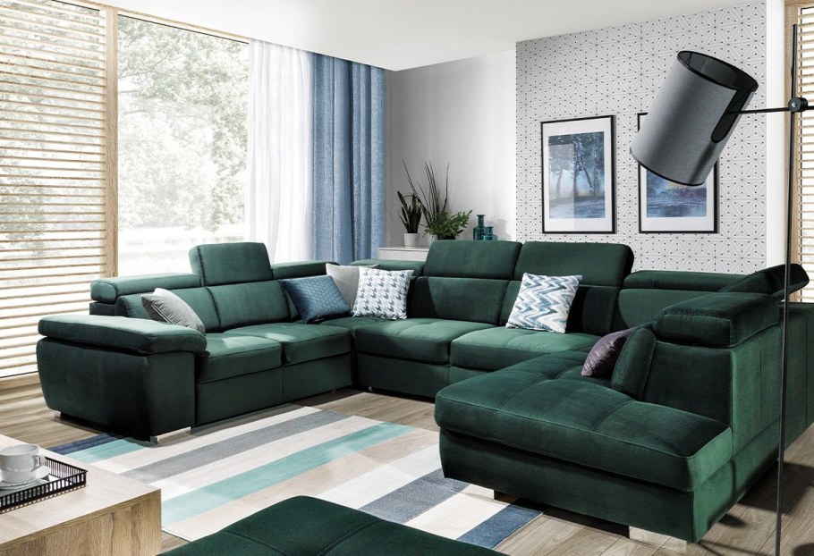 Угловой диван изумрудного цвета в интерьере