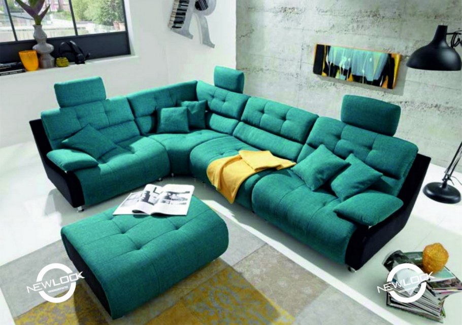 Модульный диван изумрудного цвета