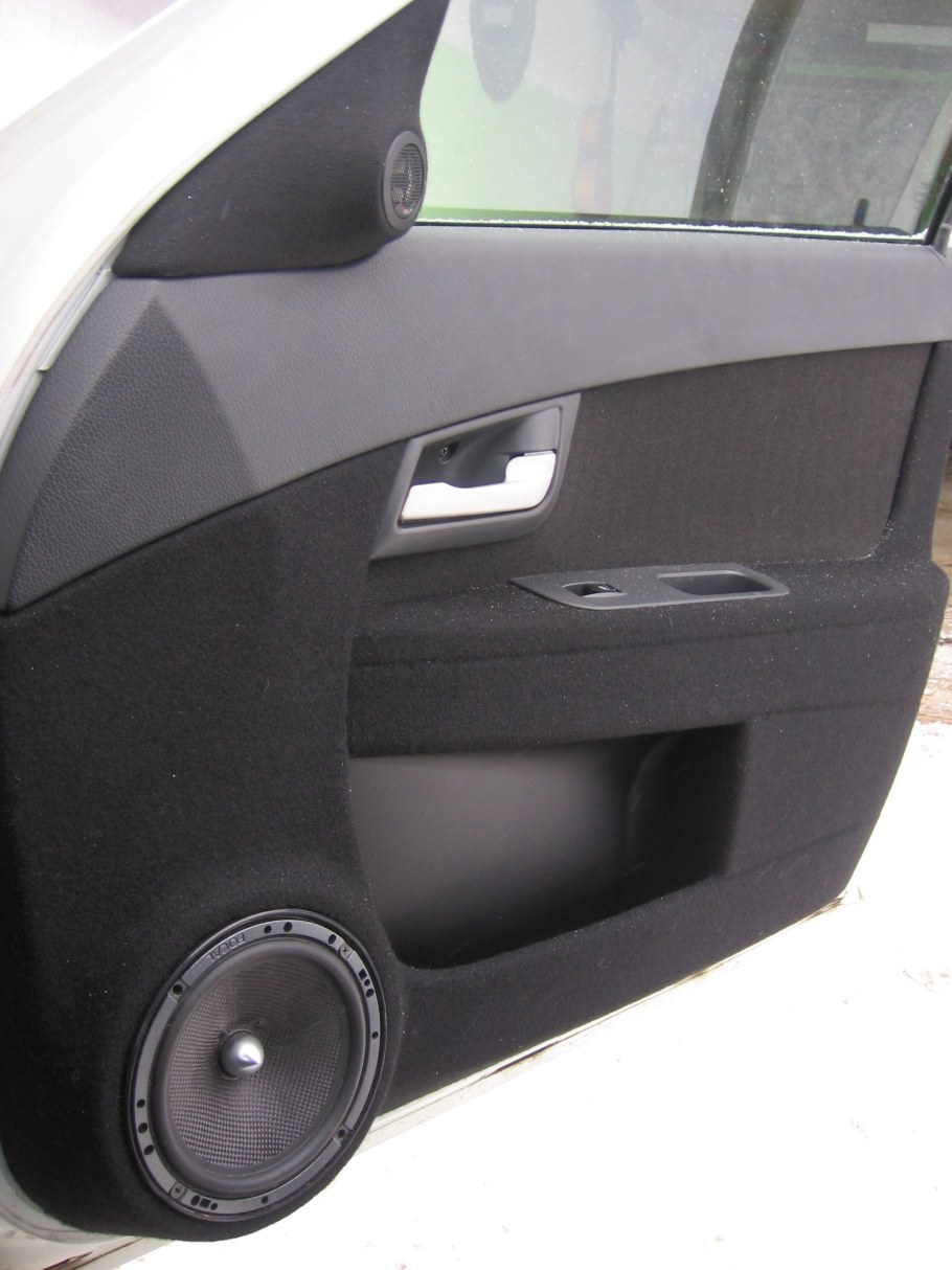 Приора 2х 20 и рупор Pride