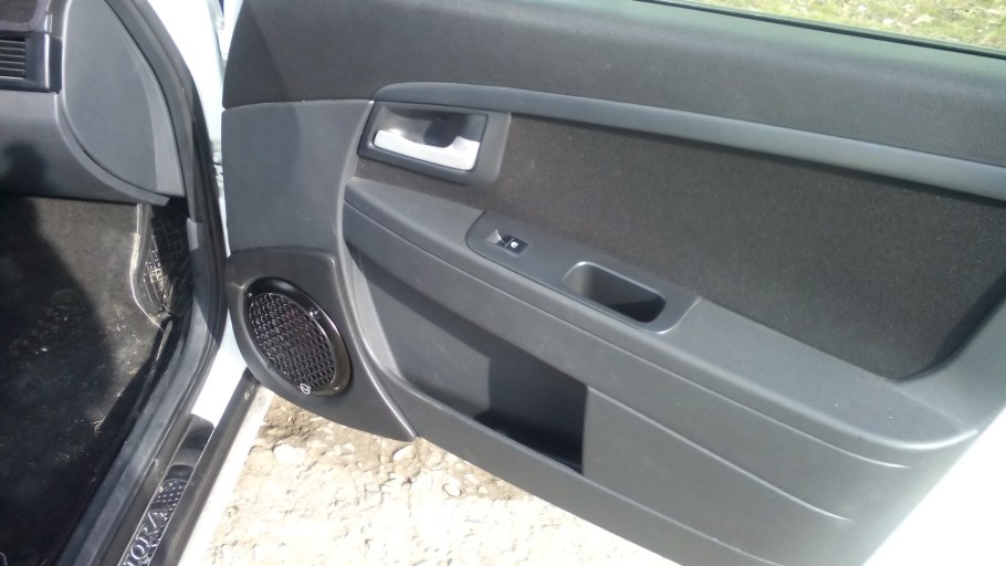 Лада 2170 колонки Прайд 3 20