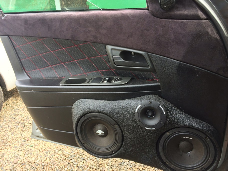 Приора с 16 динамиками 1 пара