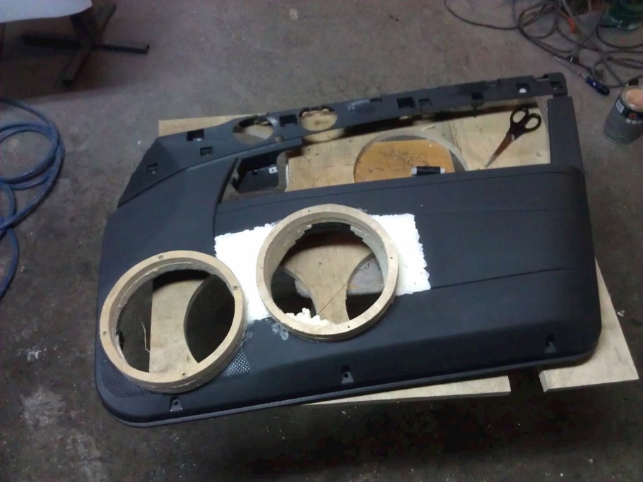 Приора громкий фронт 4х20