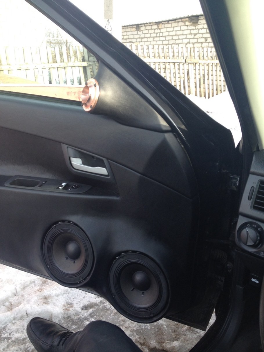 Приора 20 динамики на фронт