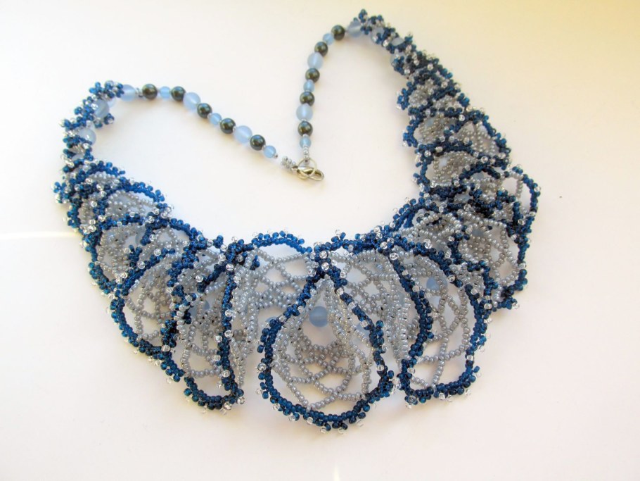 Дизайнерские украшения из бисера