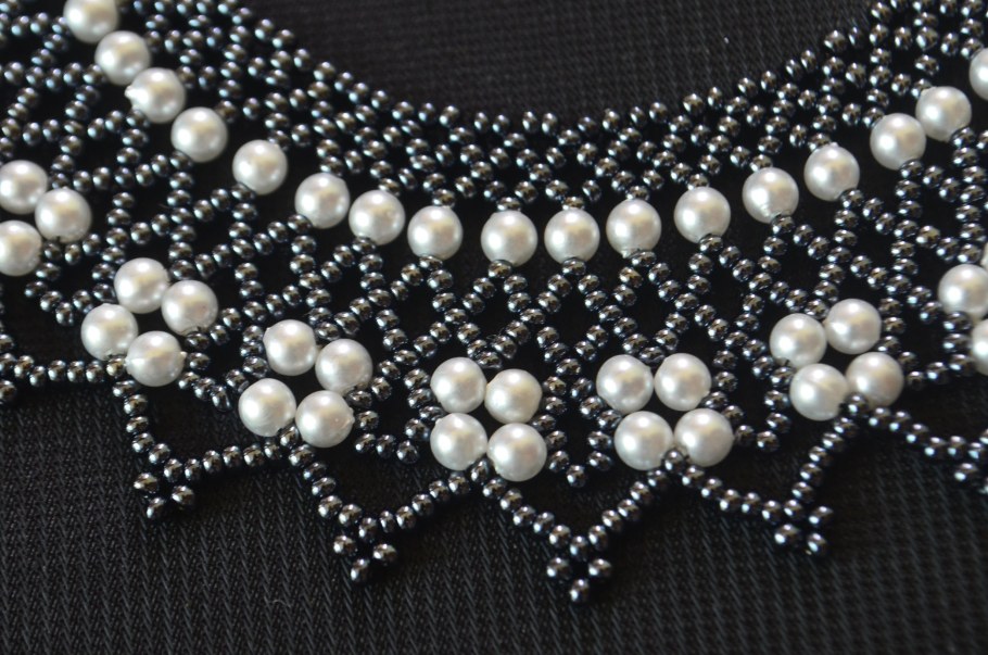 Бижутерия из плоской проволоки