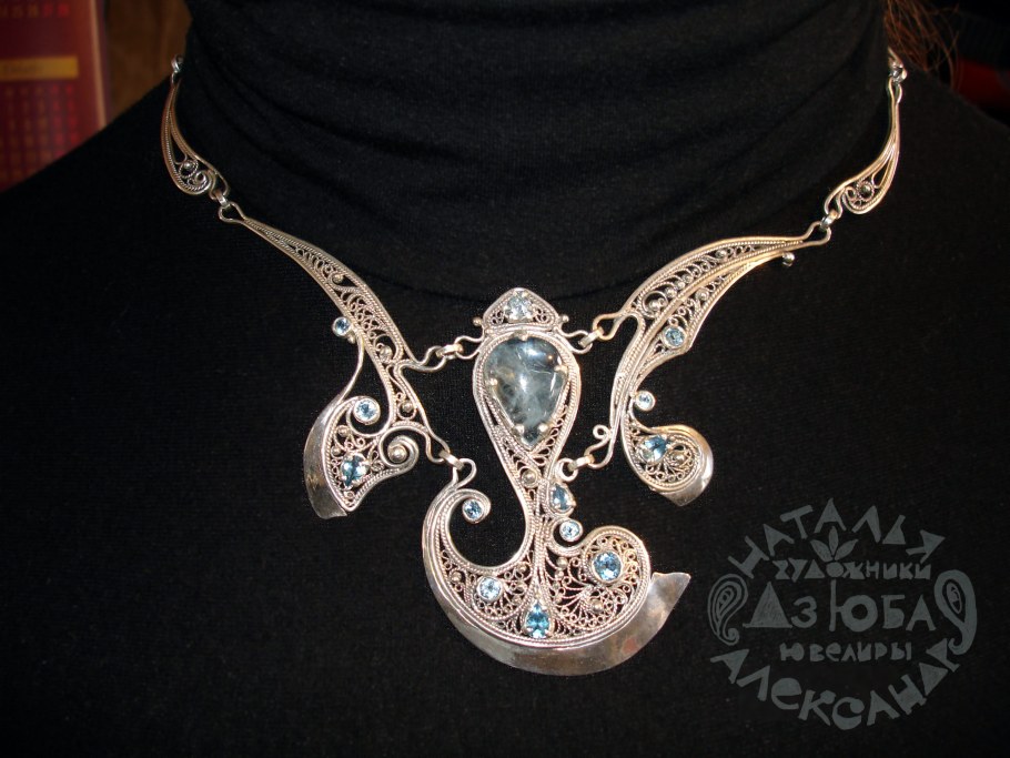 Серьги длинные с камнями wire Wrap