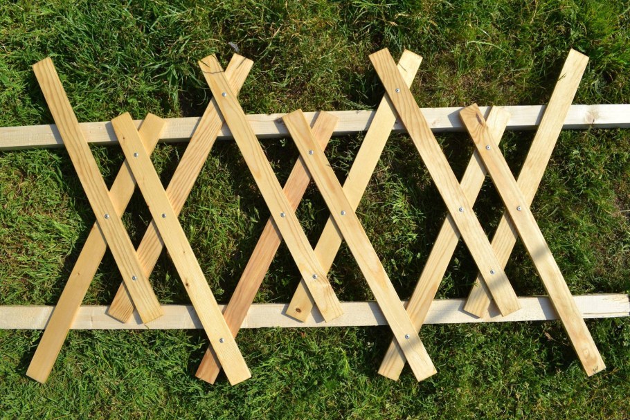 Деревянные ограждения для клумб