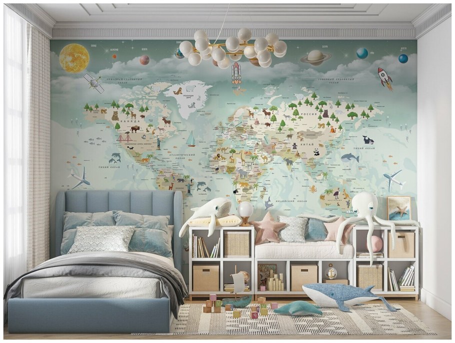 Детская комната с картой мира