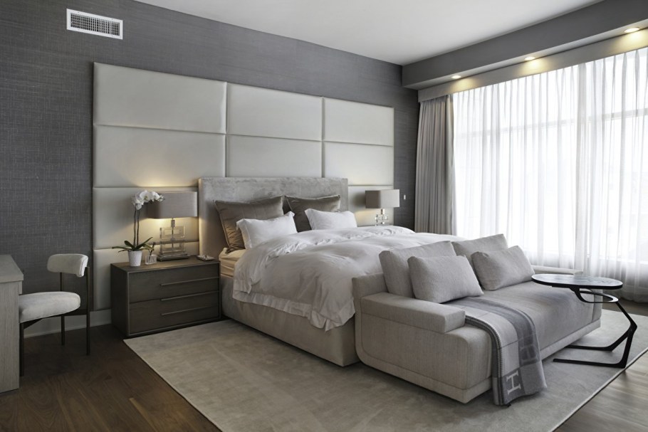 Спальная комната в современном стиле с диваном