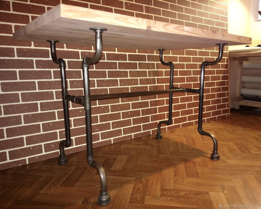 Подстолье из труб в стиле лофт