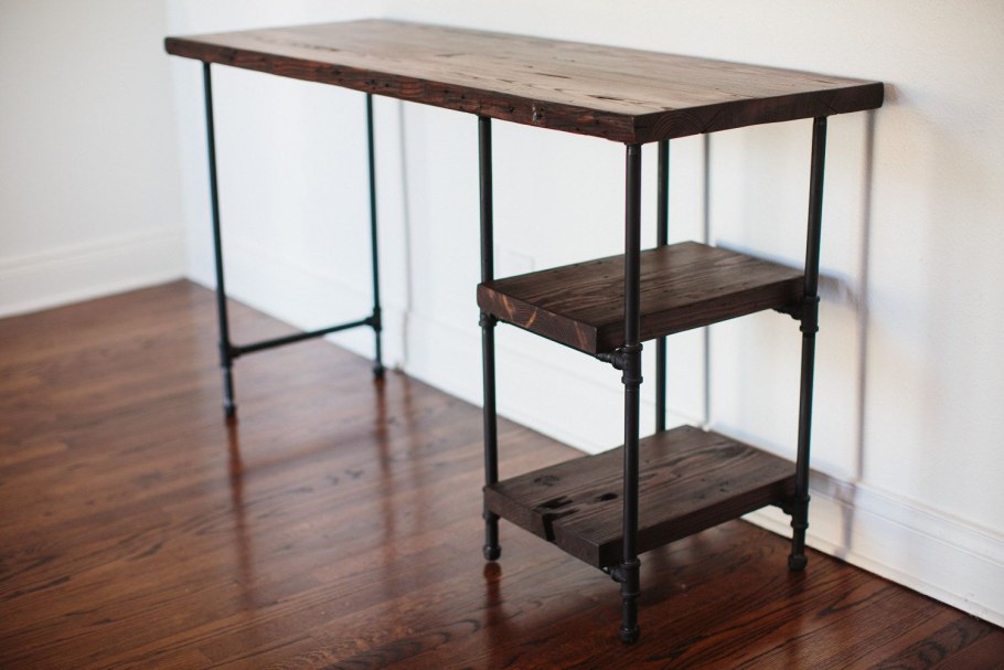 Стол лофт из труб