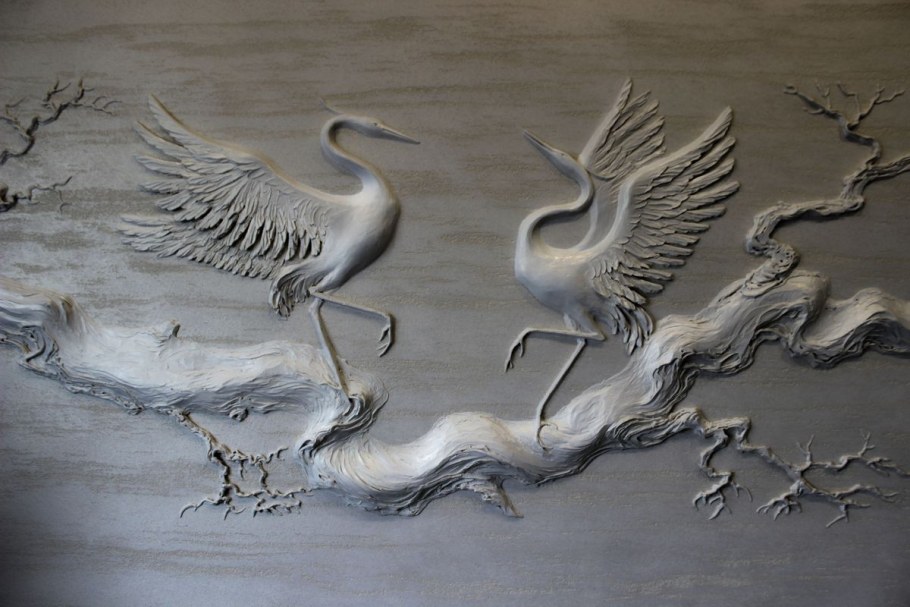 Барельеф птицы