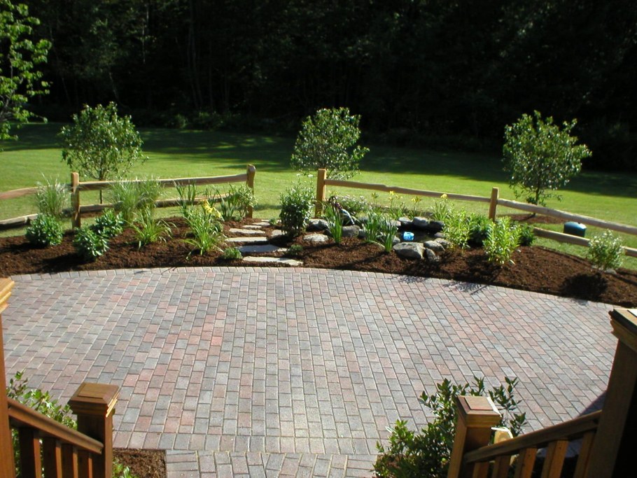 Мощение участка