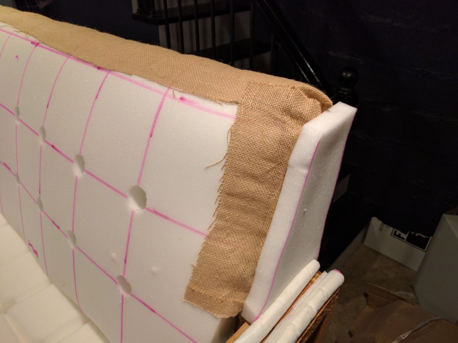 Обшивка каркаса дивана