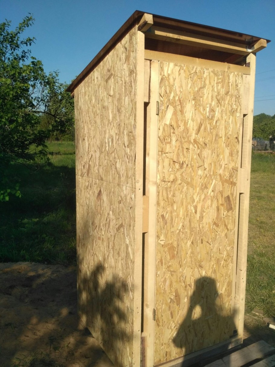 Отделка туалета на даче