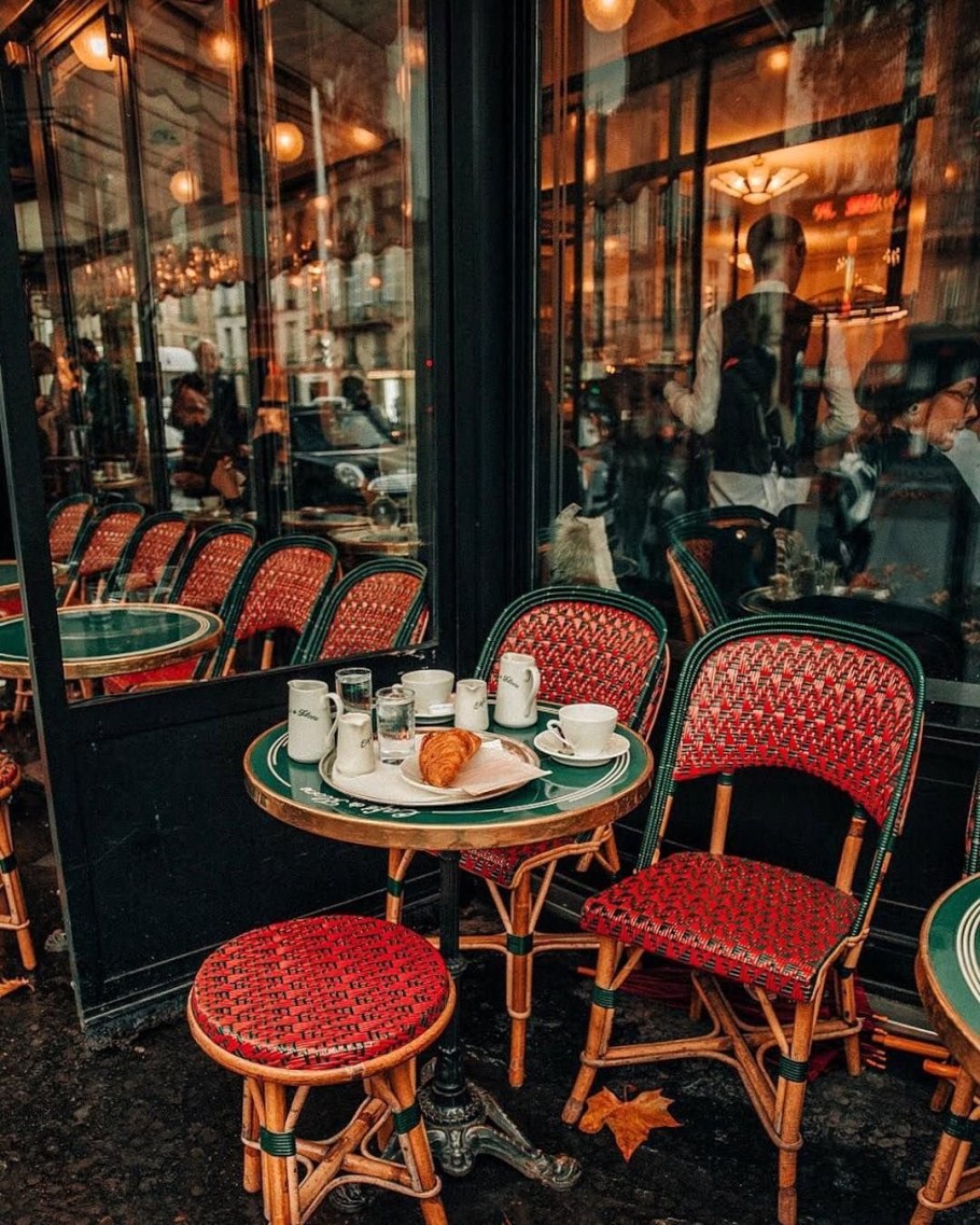 Cafe de Flore Париж интерьер