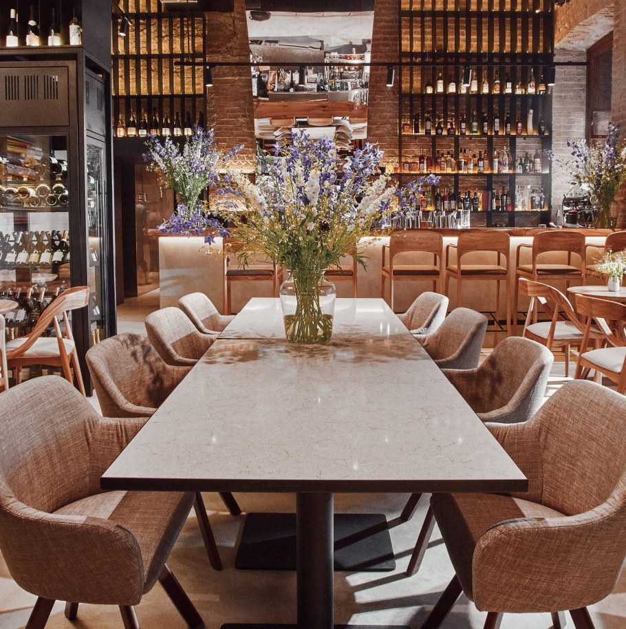 Бистро в Париже