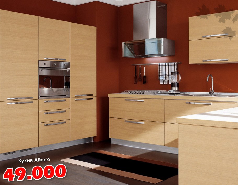 Гарнитур с пеналом в кухню